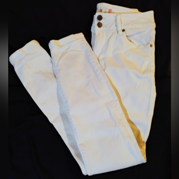CAbi Size 6 Women's White Skinny Jeans - Picture 2 of 7